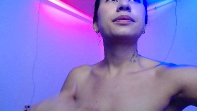 Martina301 live cam on Cam4