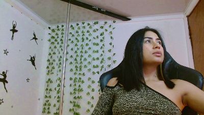 Martina301 live cam on Cam4