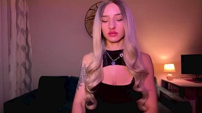 MarvaBodie live cam on Cam4