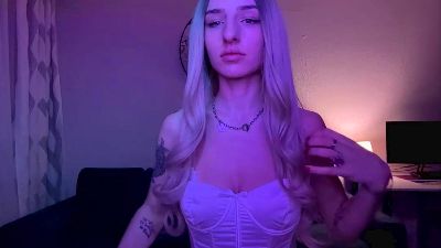 MarvaBodie live cam on Cam4