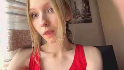 MarvaHelland live cam on Cam4