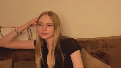MarybelleWilusz live cam on Cam4