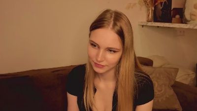 MarybelleWilusz live cam on Cam4