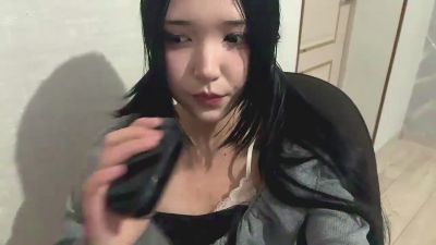 MarybethBee live cam on Cam4
