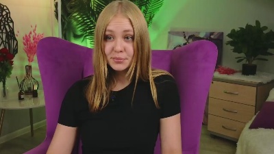 MaryettaBrinich webcam
