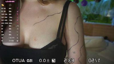 MaryleeElmblad live cam on Cam4