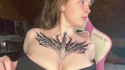 MarylnMogus live cam on Cam4