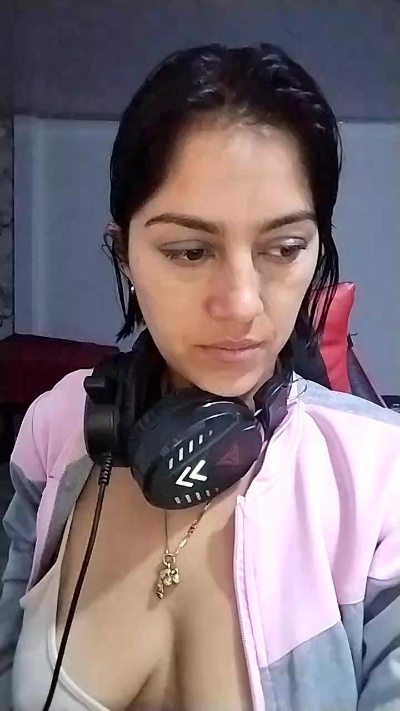 Masbandida553 live cam on Cam4