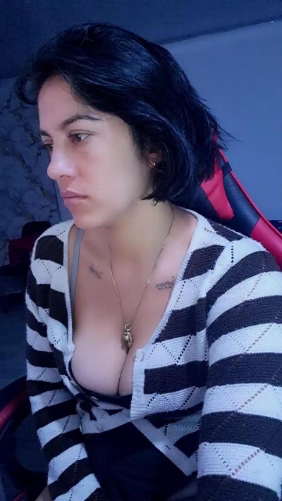 Masbandida553 live cam on Cam4