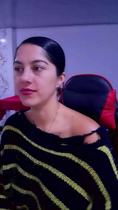 Masbandida553 live cam on Cam4