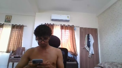 Maskboy_2003 live cam on Cam4