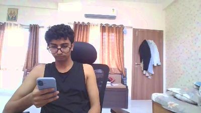 Maskboy_2003 live cam on Cam4