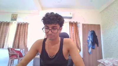Maskboy_2003 live cam on Cam4