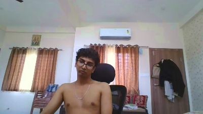 Maskboy_2003 live cam on Cam4