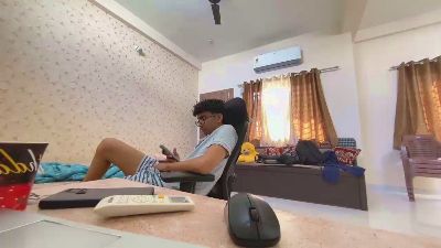 Maskboy_2003 live cam on Cam4