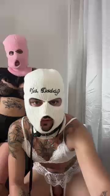 Masked_Desire69 live cam on Cam4