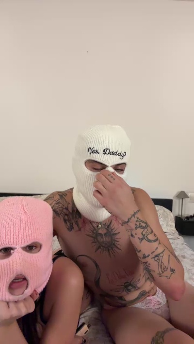 Masked_Desire69 live cam on Cam4