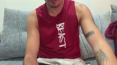 Mastechno88 live cam on Cam4
