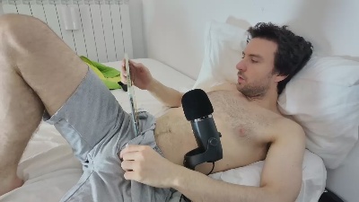MasterBrandon live cam on Cam4