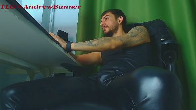 MasterRomania live cam on Cam4