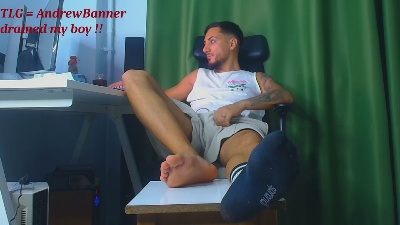 MasterRomania live cam on Cam4
