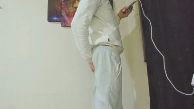 Master_Skater live cam on Cam4