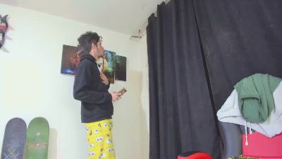 Master_Skater live cam on Cam4