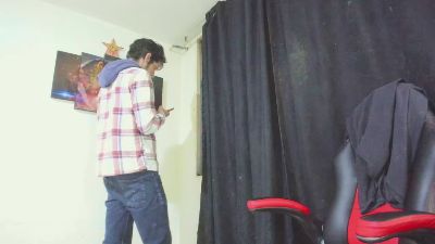 Master_Skater live cam on Cam4