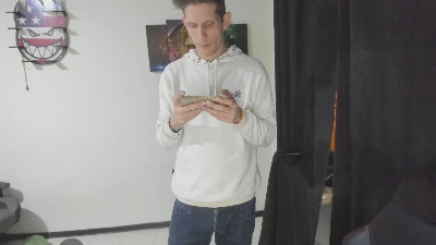 Master_Skater live cam on Cam4