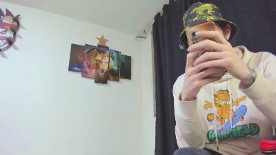 Master_Skater live cam on Cam4