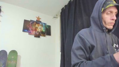 Master_Skater live cam on Cam4