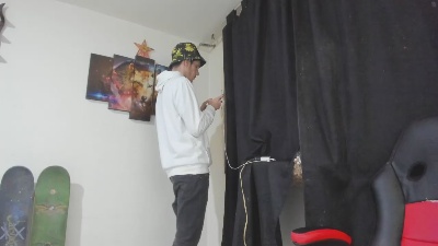 Master_Skater live cam on Cam4