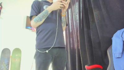 Master_Skater live cam on Cam4
