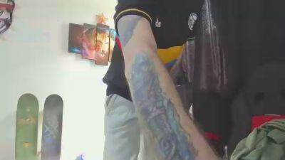 Master_Skater live cam on Cam4