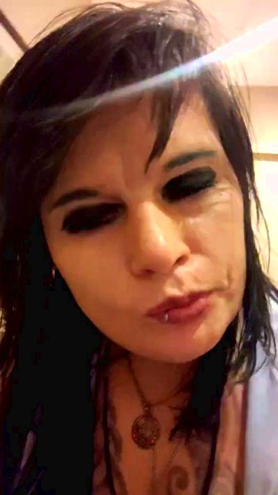 Mastershousepet live cam on Cam4