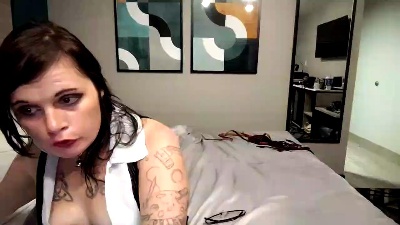 Mastershousepet live cam on Cam4