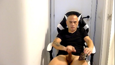 Matheocali25 live cam on Cam4