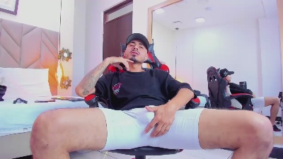 MathewCullem live cam on Cam4