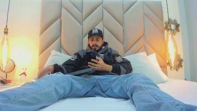 MathewCullem live cam on Cam4