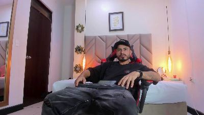 MathewCullem live cam on Cam4