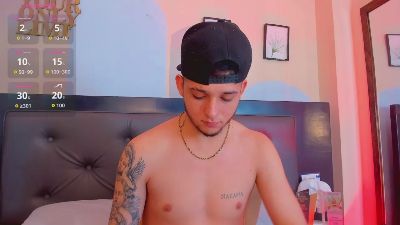 Mathewboy1 live cam on Cam4