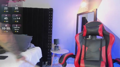 Mathewboy1 live cam on Cam4