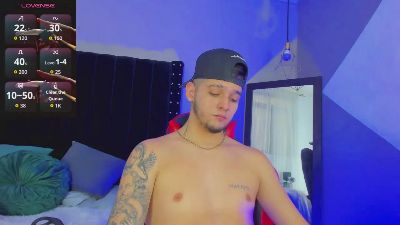Mathewboy1 live cam on Cam4