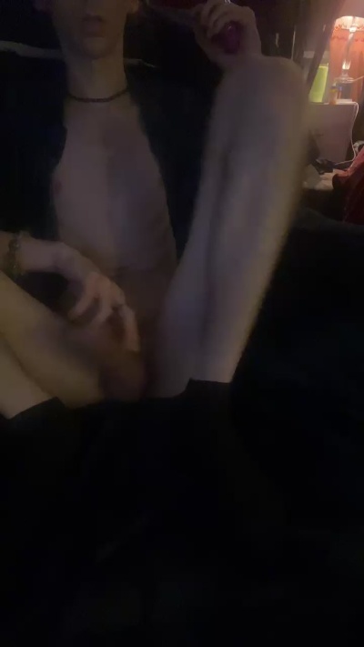 Mathewwjm live cam on Cam4