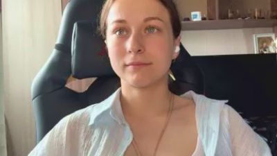MatildaEaslick live cam on Cam4