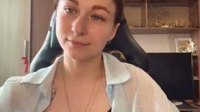 MatildaEaslick live cam on Cam4