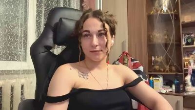MatildaEaslick live cam on Cam4