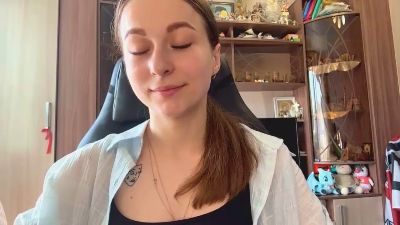 MatildaEaslick live cam on Cam4