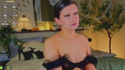 Matilda_Ardent live cam on Cam4