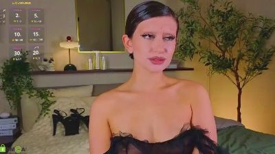 Matilda_Ardent live cam on Cam4
